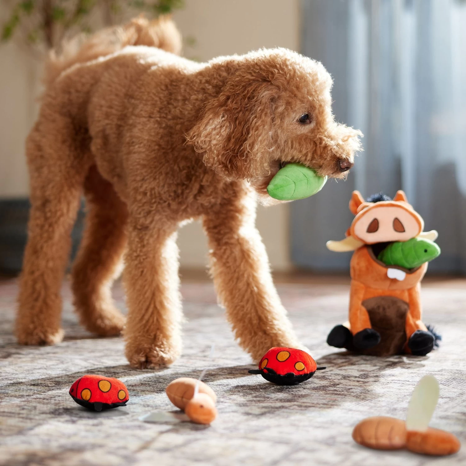 Disney Pumbaa Hide & Seek Puzzle Plush Squeaky Dog Toy 4 Disney Pumbaa Hide & Seek Puzzle Plush Squeaky Dog Toy - Image 4