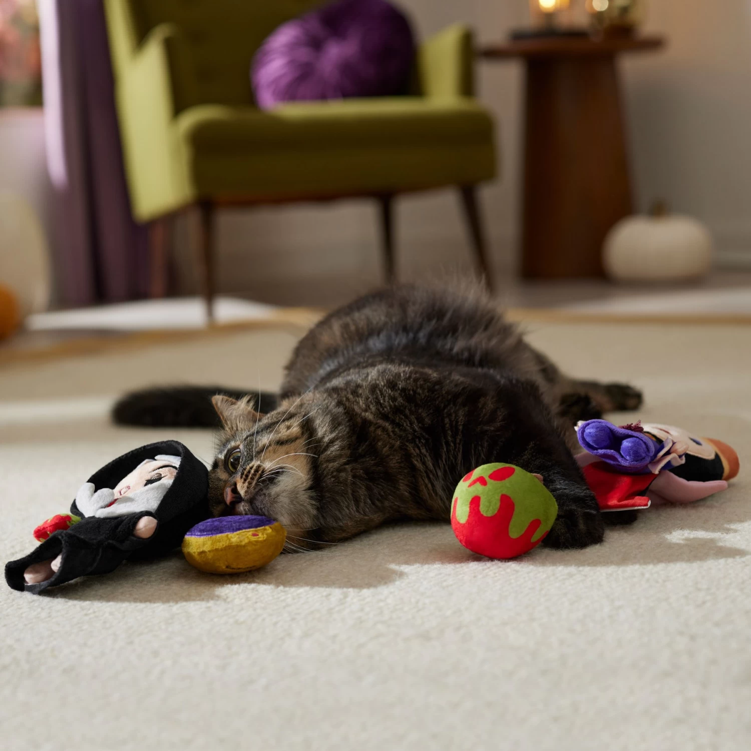 Disney Villains Evil Queen & Witch Plush Cat Toy With Catnip, 4 Count 3 Disney Villains Evil Queen & Witch Plush Cat Toy With Catnip, 4 Count - Image 3